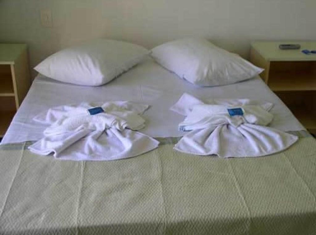 Hotel Pousada Mineirinho 巴尔内阿里东海滩 客房 照片